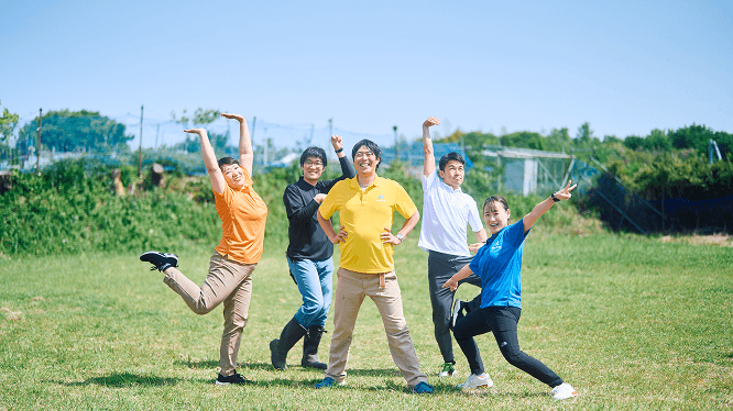 home-blog__staff